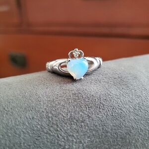 Irish Claddagh 316 Stainless Opal Moonstone Irish Heart Ring Sz 9